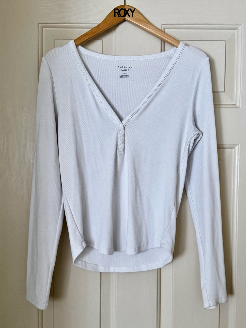 American Eagle AE Long-Sleeve Henley T-Shirt White